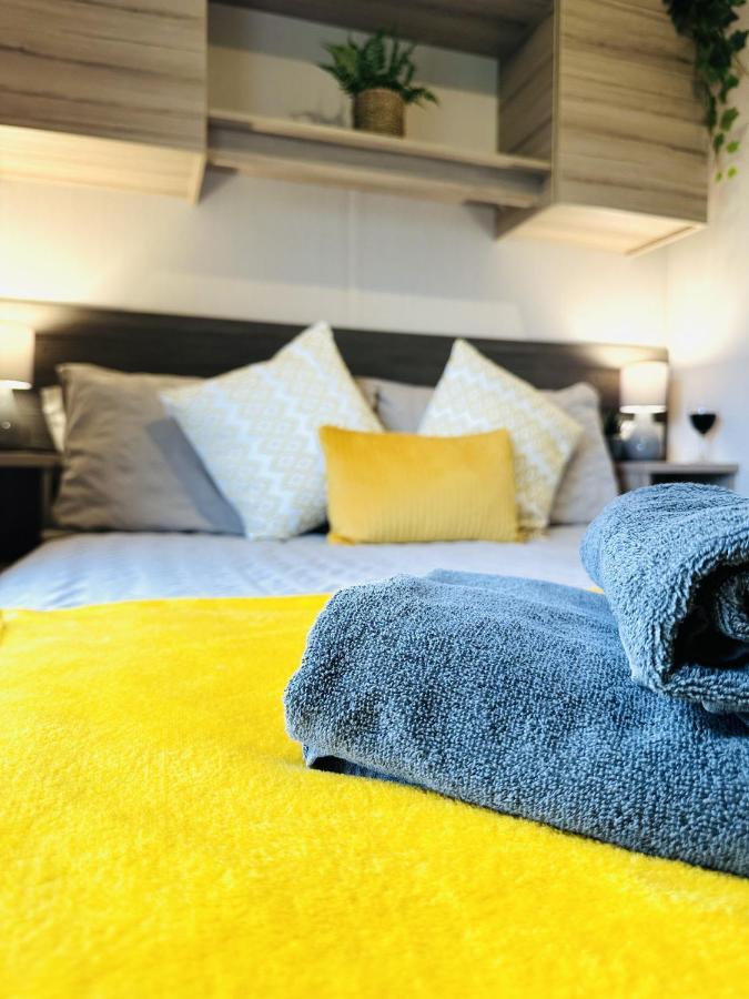 Adelfas Villa Scarborough Dış mekan fotoğraf